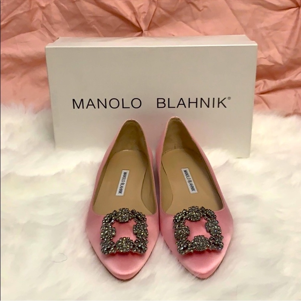 RARE Manolo Blahnik Hangisi Flats